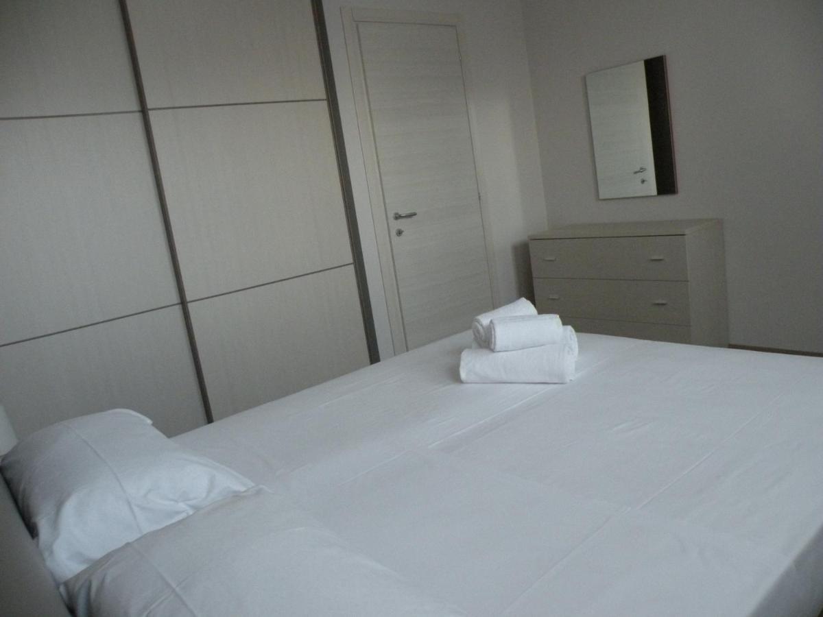 Il Lauro Apartment Lazise Exterior photo